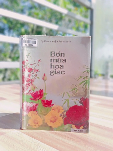 Bốn mùa hoa giác