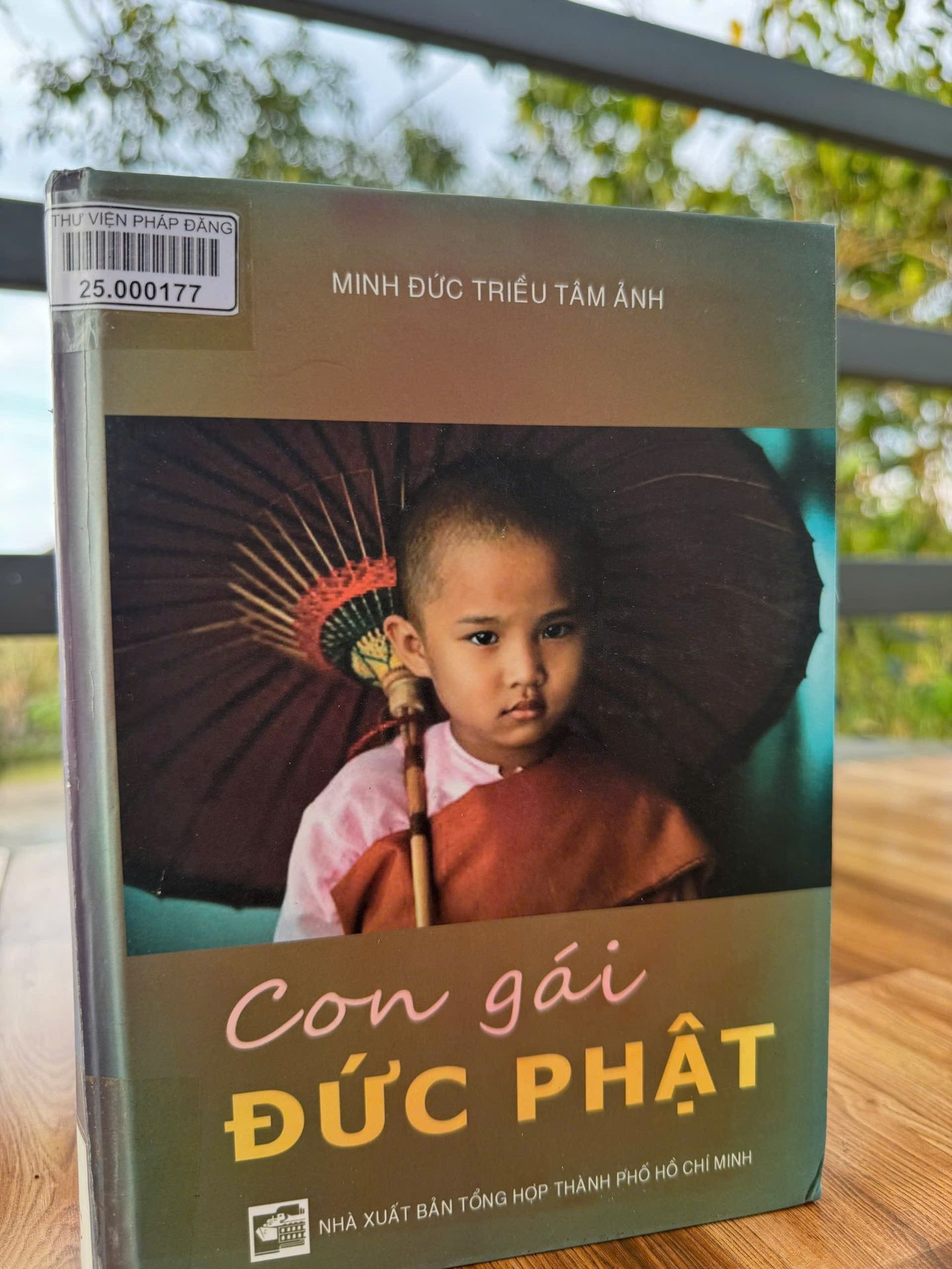 CON GÁI ĐỨC PHẬT